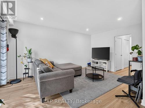 24 - 1444 UPPER OTTAWA STREET , Hamilton (Templemead), Ontario L8W 1N3 4
