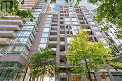 211 - 20 MINOWAN MIIKAN LANE W Toronto, ON M6J 0E5