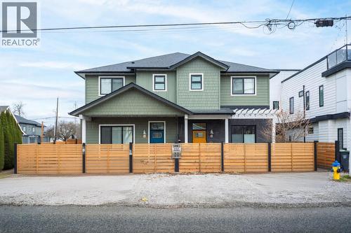 805 Burne Avenue Unit# 4  Kelowna, BC V1Y 5P6