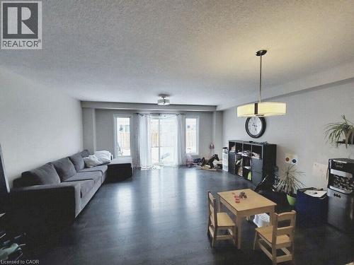 56 MEADOWRIDGE Street , Kitchener, Ontario N2P 0E2 2