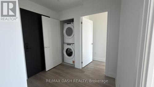 3703 - 20 SOUDAN AVENUE , Toronto, Ontario M4S 0E2 5