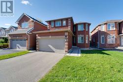 3841 PERIWINKLE CRESCENT Mississauga, ON L5N 6W8