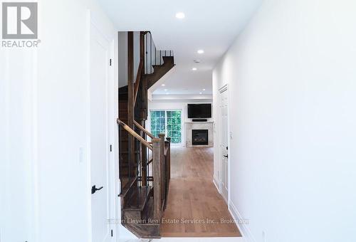 UPPER - 1557 EGLINTON AVENUE W , Mississauga, Ontario L5M 7C1 4