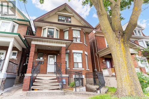 BSMT - 20 EDNA AVENUE , Toronto, Ontario M6P 1B8