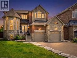 655 KOZEL Court Mississauga, ON L4Z 4E4