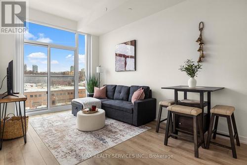 708 - 500 DUPONT STREET , Toronto, Ontario M6G 1Y7 3