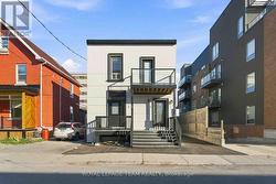 C - 13 BALSAM STREET Ottawa, ON K1R 6W6