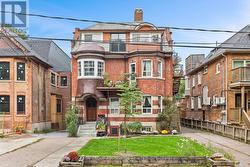 415 BRUNSWICK AVENUE  Toronto, ON M5R 2Z2