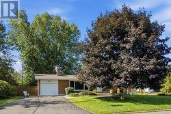 20 PARTHIA AVENUE Ottawa, ON K2E 5J9