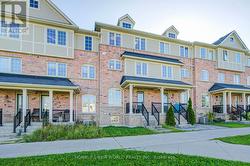 114 GOSS LANE Ajax, ON L1Z 0K9