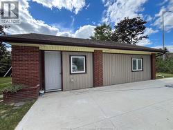 2505 ASKIN Unit# 3 Windsor, ON N9E 3H8