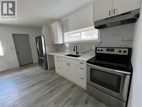 2505 ASKIN Unit# 3 , Windsor, Ontario N9E 3H8 4