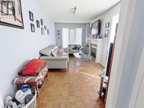 79 LOUANA CRESCENT , Vaughan, Ontario L4L 8X1 2