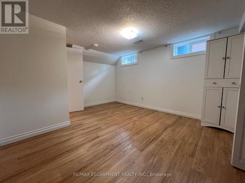 LOWER - 9 COLLINGWOOD STREET , Guelph, Ontario N1E 3R2 3