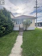 1 - 2 HOLLAND AVENUE Ottawa, ON K1Y 0X4