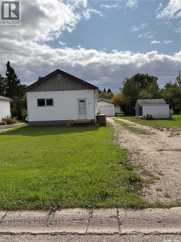 111 4Th Avenue W, Kelvington, SK 