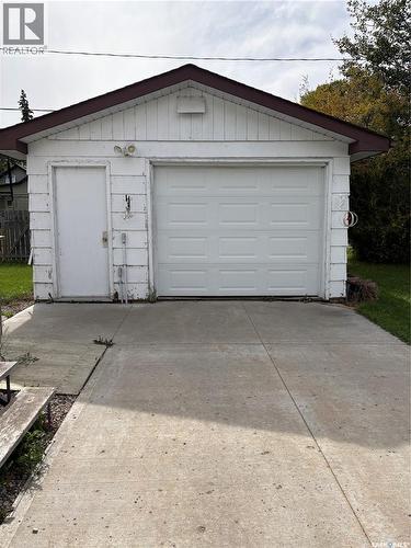 111 4Th Avenue W, Kelvington, SK 