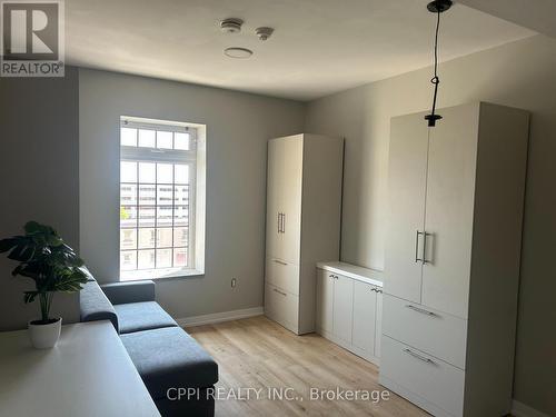 510 - 70 KING STREET E , Oshawa, Ontario L1H 0A2 2