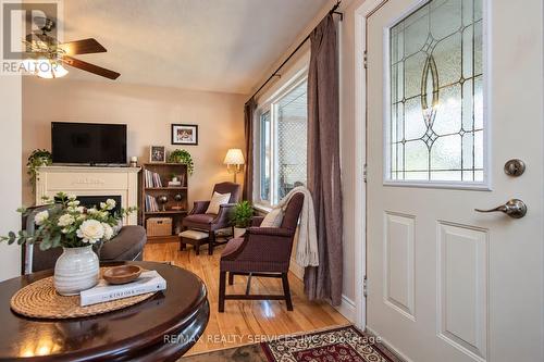 315 ELLIOT STREET , Cambridge, Ontario N1R 2L6 5