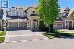 147 INNVILLE Crescent  Oakville, ON L6L 0B8