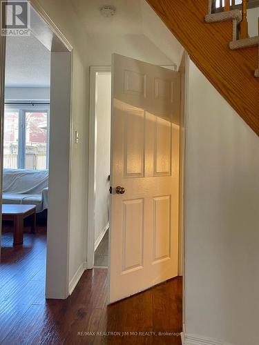 LOWER - 824 COLLEGE MANOR DRIVE , Newmarket, Ontario L3Y 8G6 4