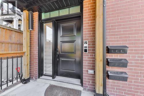 93 PARK Street W Unit# 1 , Mississauga, Ontario L5H 1L2 2