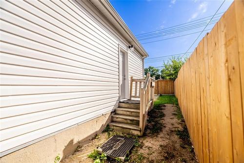 430 Pritchard Avenue, Winnipeg, MB 