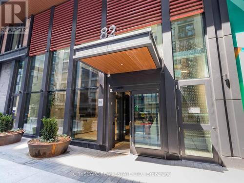 3003 - 82 DALHOUSIE STREET , Toronto, Ontario M5B 0C5 3
