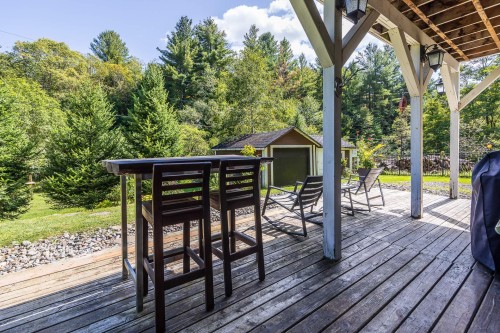 Balcon - 106 Ch. Baker, Potton, QC 