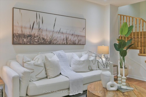 587 Candlestick Circle, Mississauga, ON 
