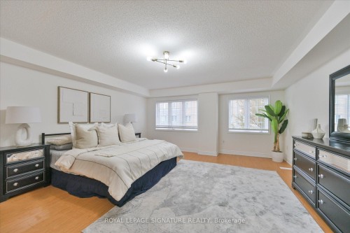 587 Candlestick Circle, Mississauga, ON 