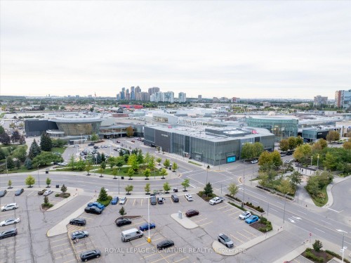 587 Candlestick Circle, Mississauga, ON 