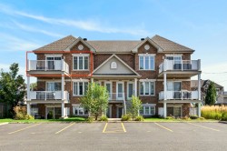 5-984 Rue Paul  Saint-Amable, QC J0L 1N0