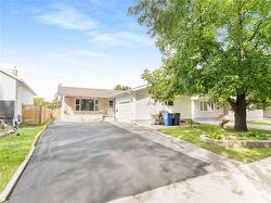 772 Vimy RD  Winnipeg, MB R2Y 0T5