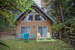 871 Sharie Rd Gabriola Island, BC V0R 1X2