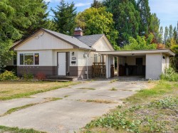 2119 Bakerview Pl  North Saanich, BC V8L 1G1