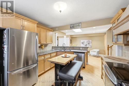 139 Glen Valley Drive, Hamilton, ON 