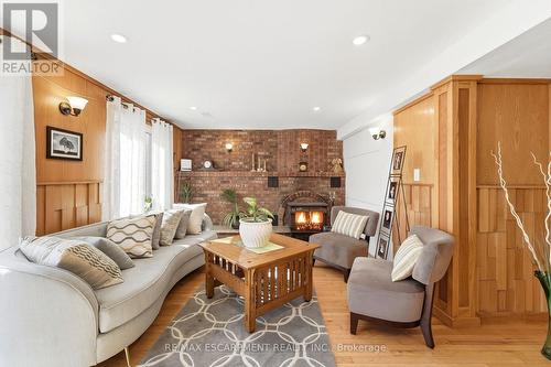 139 Glen Valley Drive, Hamilton, ON 