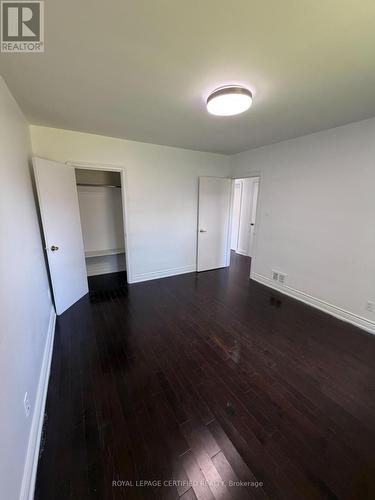 MAIN - 109 HISCOCK BOULEVARD , Toronto, Ontario M1G 1T3 5