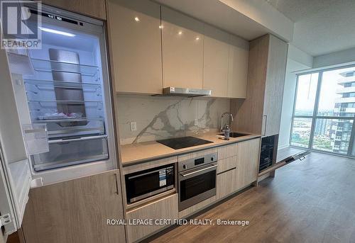 5515 - 225 COMMERCE STREET , Vaughan, Ontario L4K 0R1 2