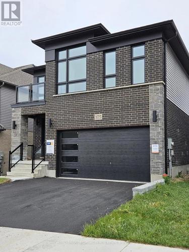 375 CHOKECHERRY CRESCENT , Waterloo, Ontario N2V 0H1 2