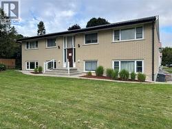 250 CEDAR Street Unit# 1  Simcoe, ON N3Y 2H9