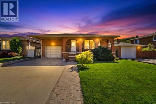 139 Glen Valley Drive, Hamilton, ON 