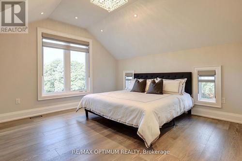26 Pioneer Drive, Mississauga, ON 