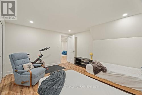 275 Crocus Avenue, Ottawa, ON 