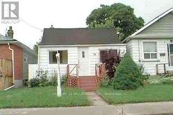 56 BEECHWOOD AVENUE Toronto, ON M6N 4T3