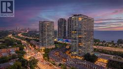 901 - 103 THE QUEENSWAY  Toronto, ON M6S 5B3