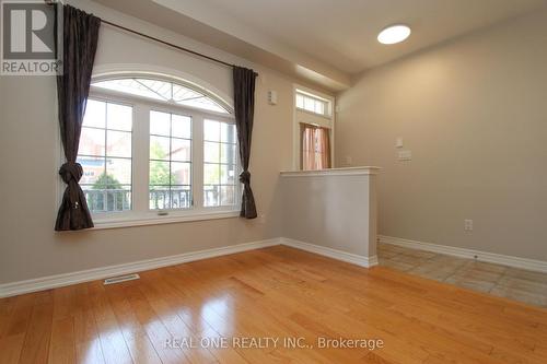 87 HAMMERSLY BOULEVARD , Markham, Ontario L6E 0L1 2