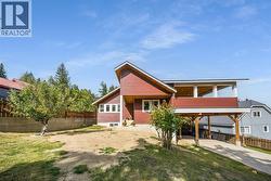 2460 Fourth Avenue Rossland, BC V0G 1Y0