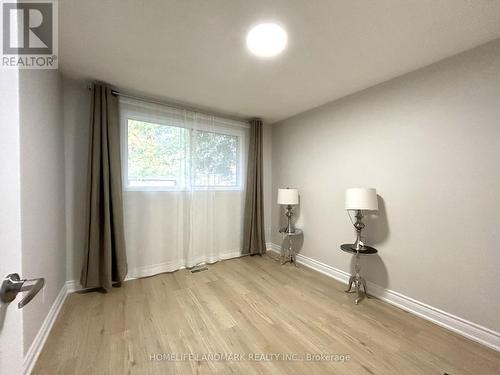UPPER - 53 MORAY AVENUE , Richmond Hill, Ontario L4E 3C4 5